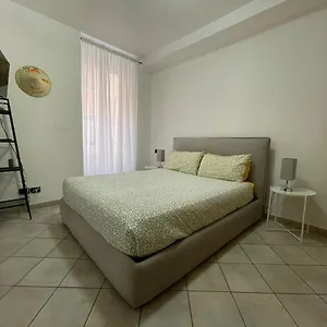 Appartamento Casa Celeste, Bilocale Nel Pieno Centro Di, Alassio